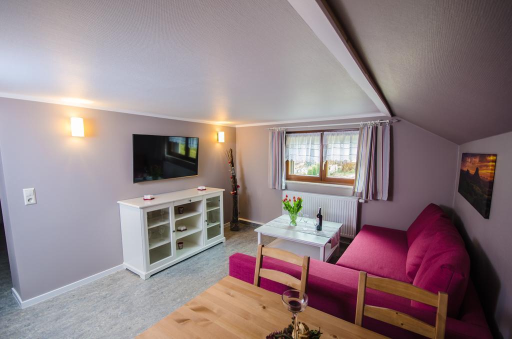 Ferienhaus Rosalie Altendorf  エクステリア 写真