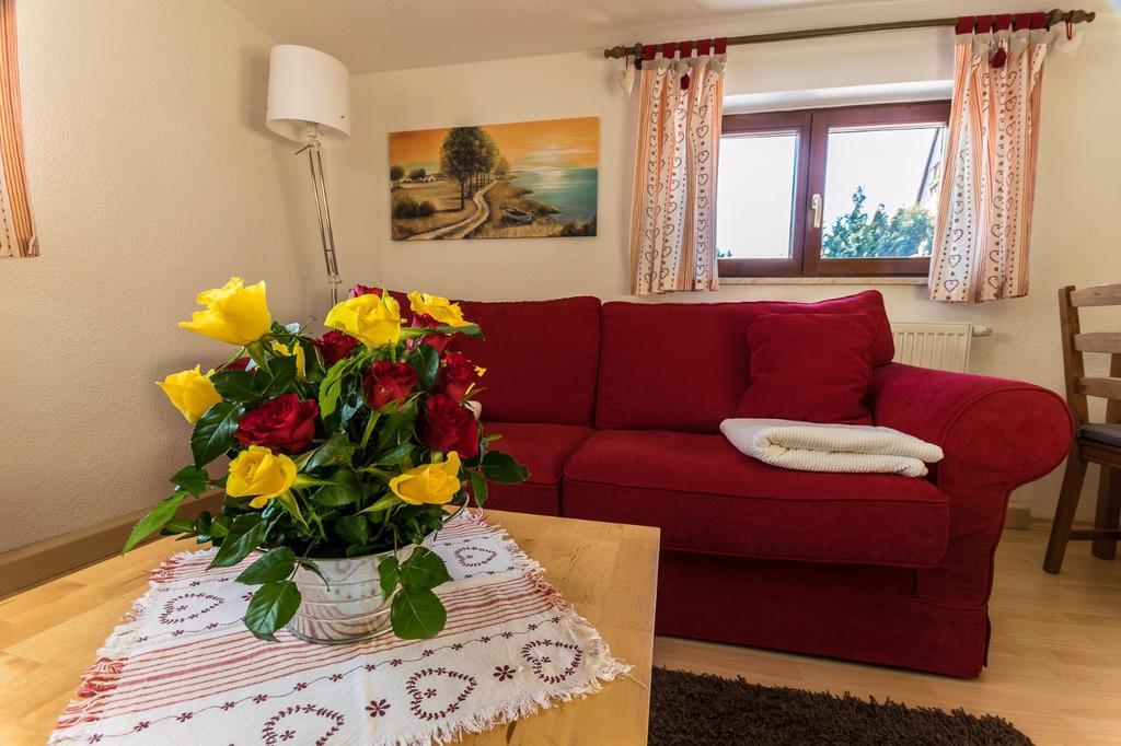 Ferienhaus Rosalie Altendorf  エクステリア 写真