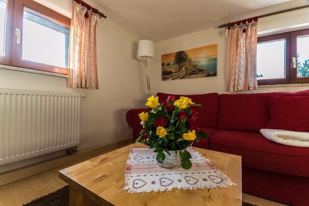 Ferienhaus Rosalie Altendorf  エクステリア 写真
