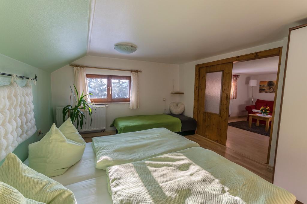 Ferienhaus Rosalie Altendorf  エクステリア 写真