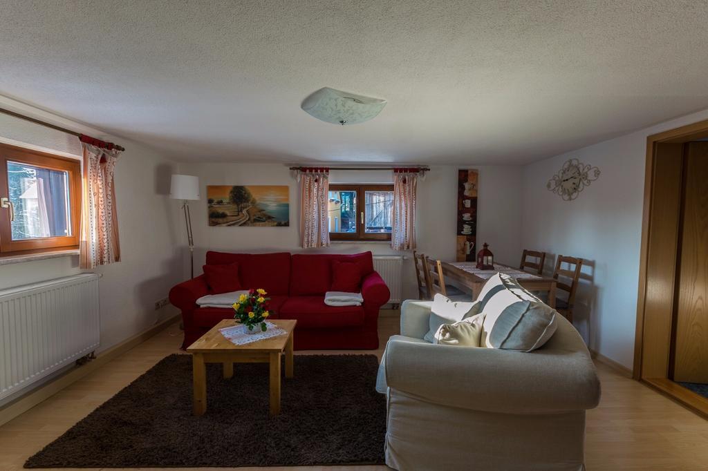 Ferienhaus Rosalie Altendorf  エクステリア 写真
