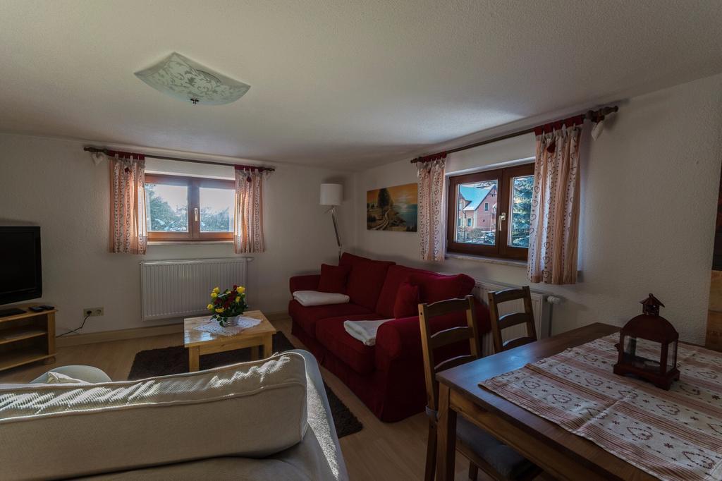 Ferienhaus Rosalie Altendorf  エクステリア 写真