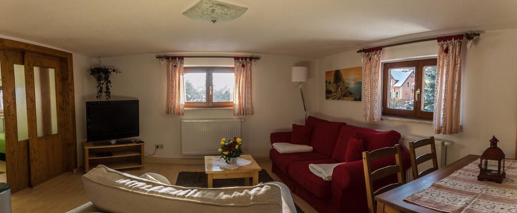 Ferienhaus Rosalie Altendorf  エクステリア 写真